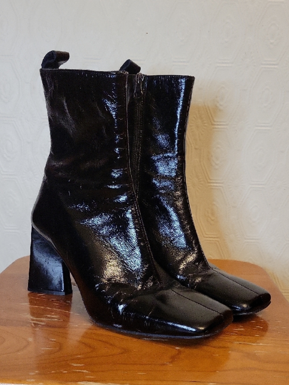 L'INTERVALLE Black Patent Square-Toe Block Heel Ankle Leather Boots - Picture 2 of 13